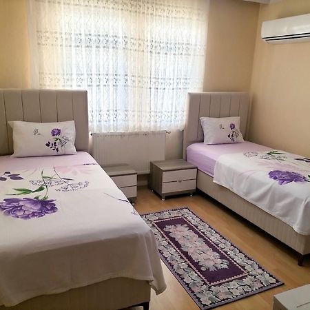 Gueler Central Apartment Trabzon Esterno foto