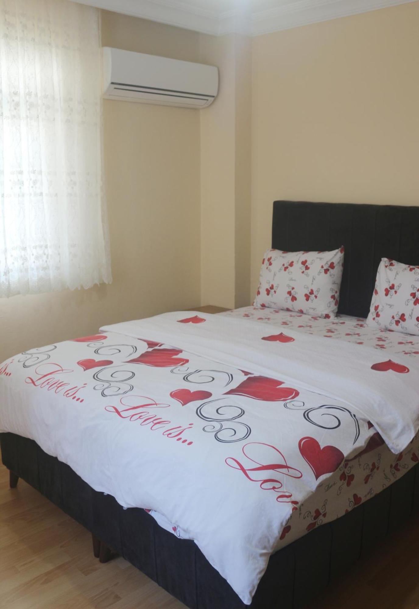 Gueler Central Apartment Trabzon Esterno foto