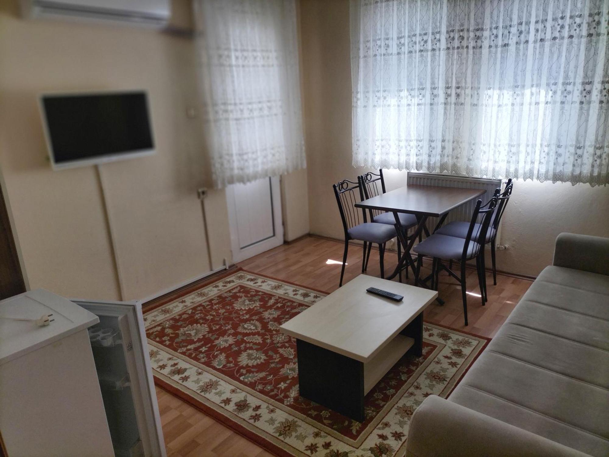 Gueler Central Apartment Trabzon Esterno foto